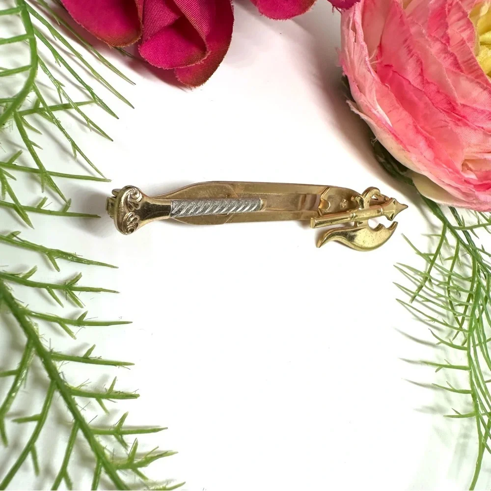 VINTAGE⚜️Medieval Style Tie Bar by Anson